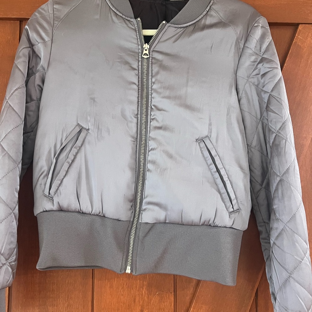 H&M puffer jacket - Picture 3 of 10